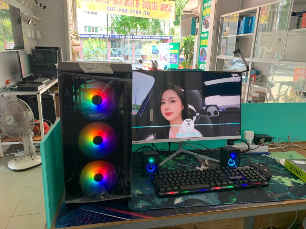 Mua máy tính Bình Phước