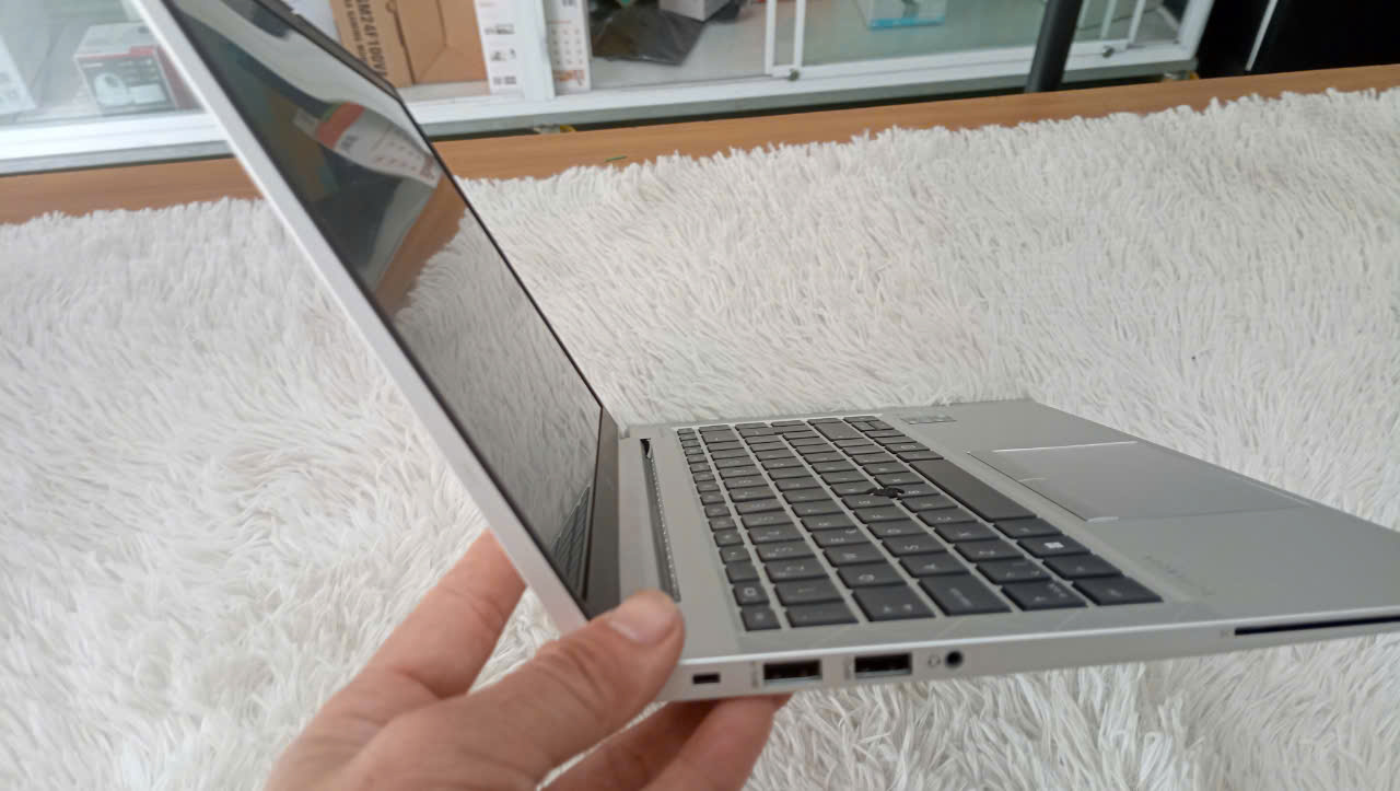 Laptop HP Elitebook 840 G8 