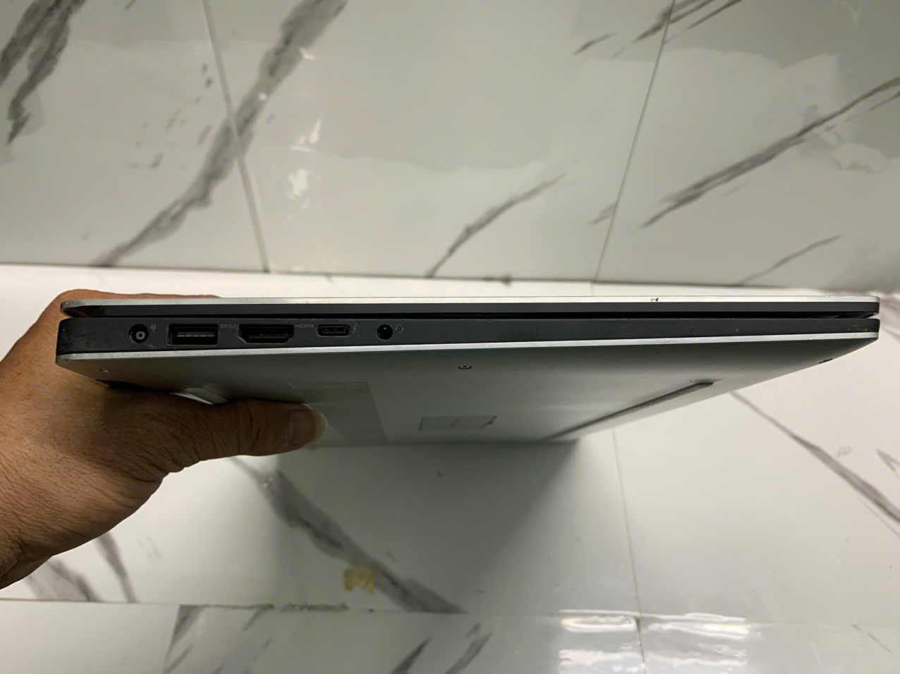 Laptop Dell Precision 5440 – Trạm làm việc di động mạnh mẽ
