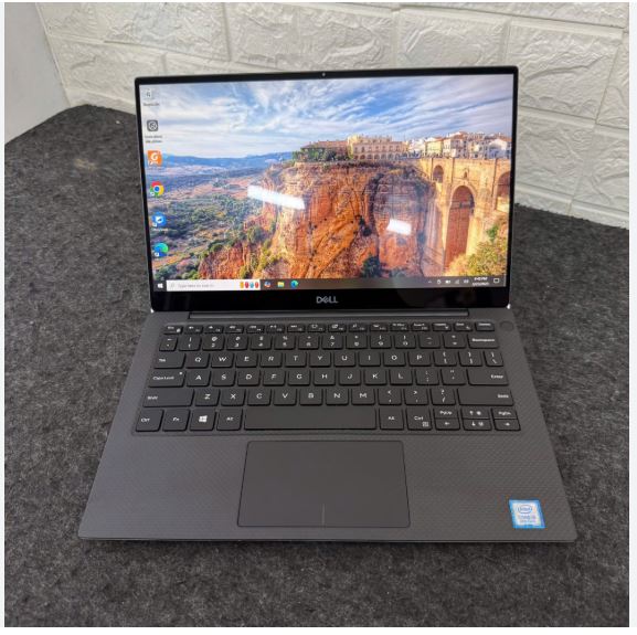 Dell XPS 9380 – Mẫu Laptop Văn Phòng Nhỏ Gọn, Thời Trang Và Hiệu Năng Ấn Tượng