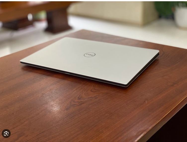 Dell XPS 9380 – Mẫu Laptop Văn Phòng Nhỏ Gọn, Thời Trang Và Hiệu Năng Ấn Tượng
